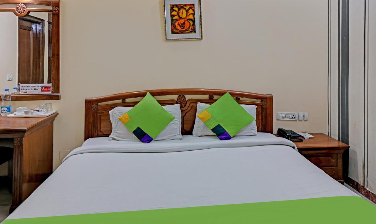 Itsy Hotels Auzone & Spa Chandigarh Exterior photo