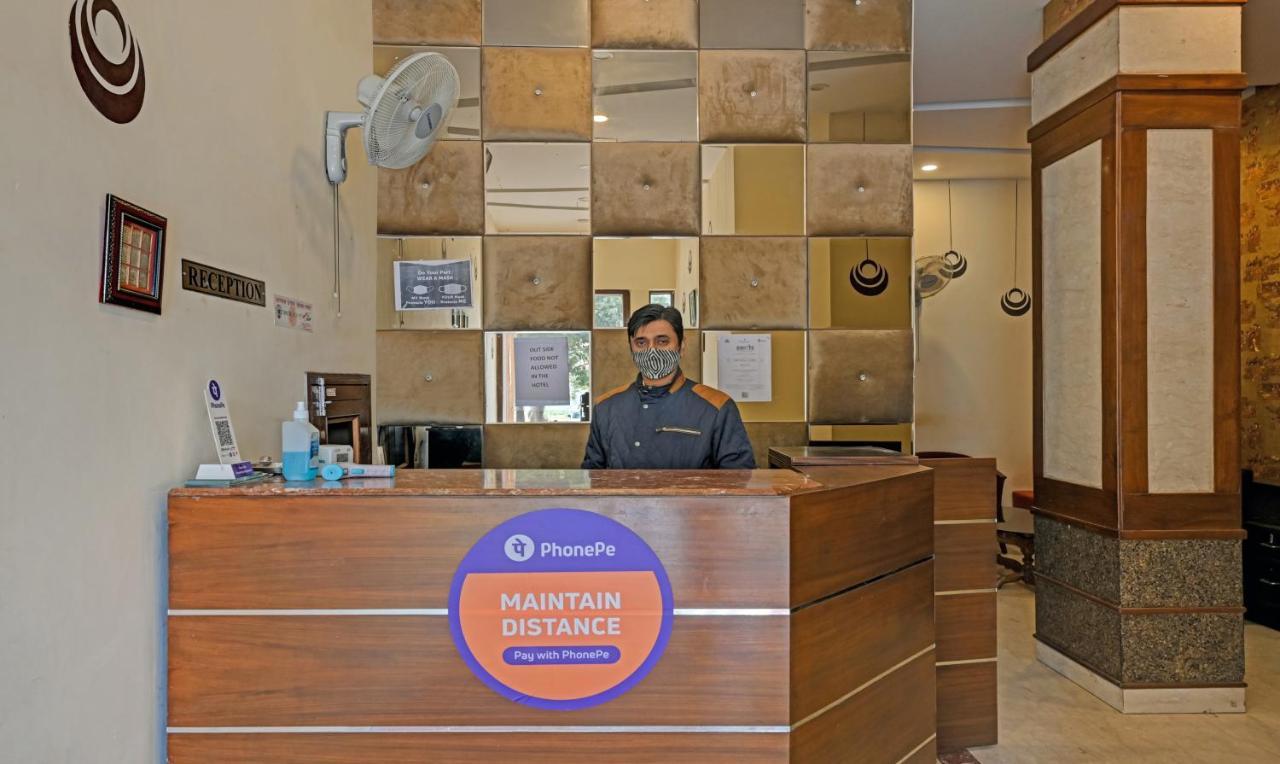 Itsy Hotels Auzone & Spa Chandigarh Exterior photo