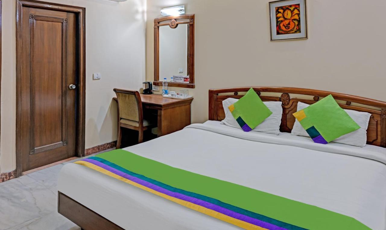 Itsy Hotels Auzone & Spa Chandigarh Exterior photo